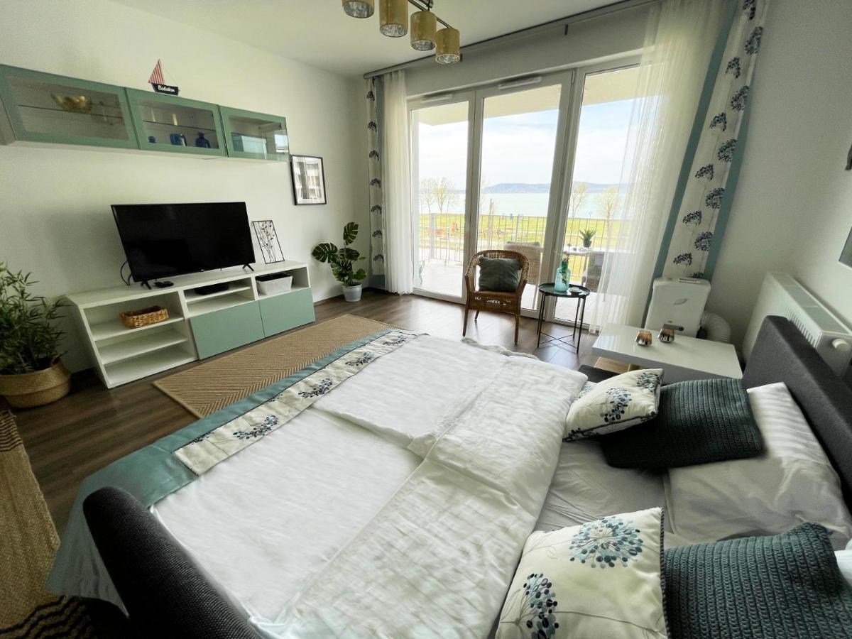 Vizpart Honved Apartman 巴拉通雷勒 外观 照片