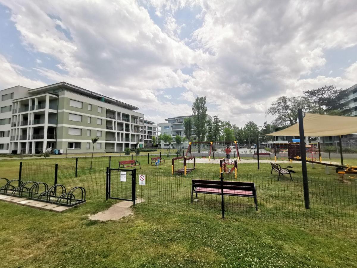Vizpart Honved Apartman 巴拉通雷勒 外观 照片